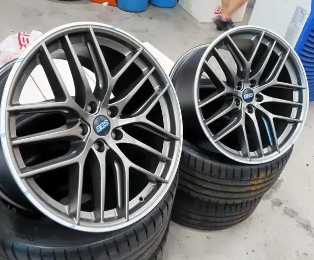 19인치 pcd 120 정품 bbs ccr 건메탈 신품 휠 팝니다