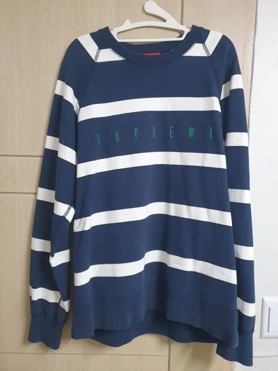 Supreme Striped Sweatshirt L Navy