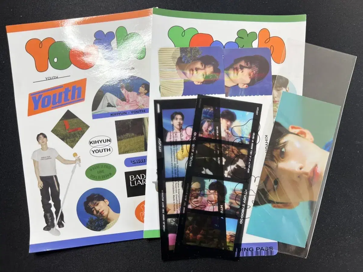 Kihyun YOUTH album Components