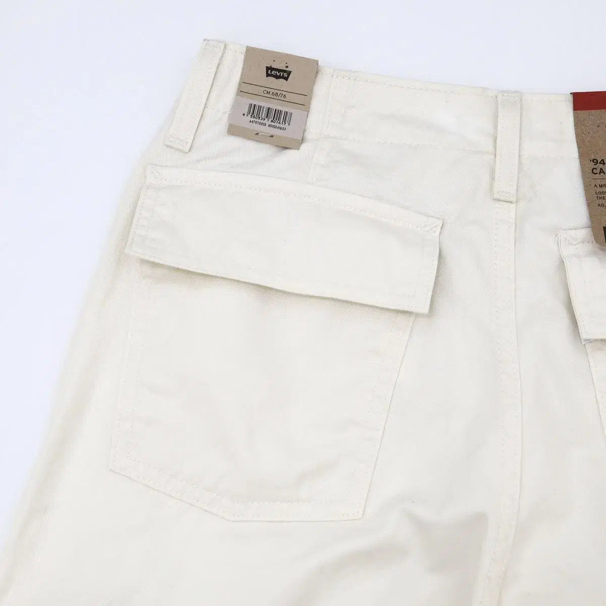 LEVI'S CARGO PANTS