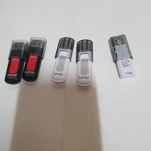 렉사 USB 64G(2개),32G(2개),16G,SD64G,8G