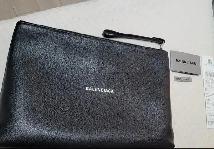 Department store purchase) Balenciaga clutch bag