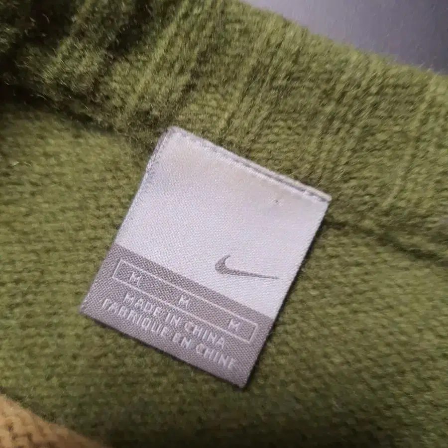 nike knit  나이키 니트  M 170 미듐 빈티지 레트로 유니크