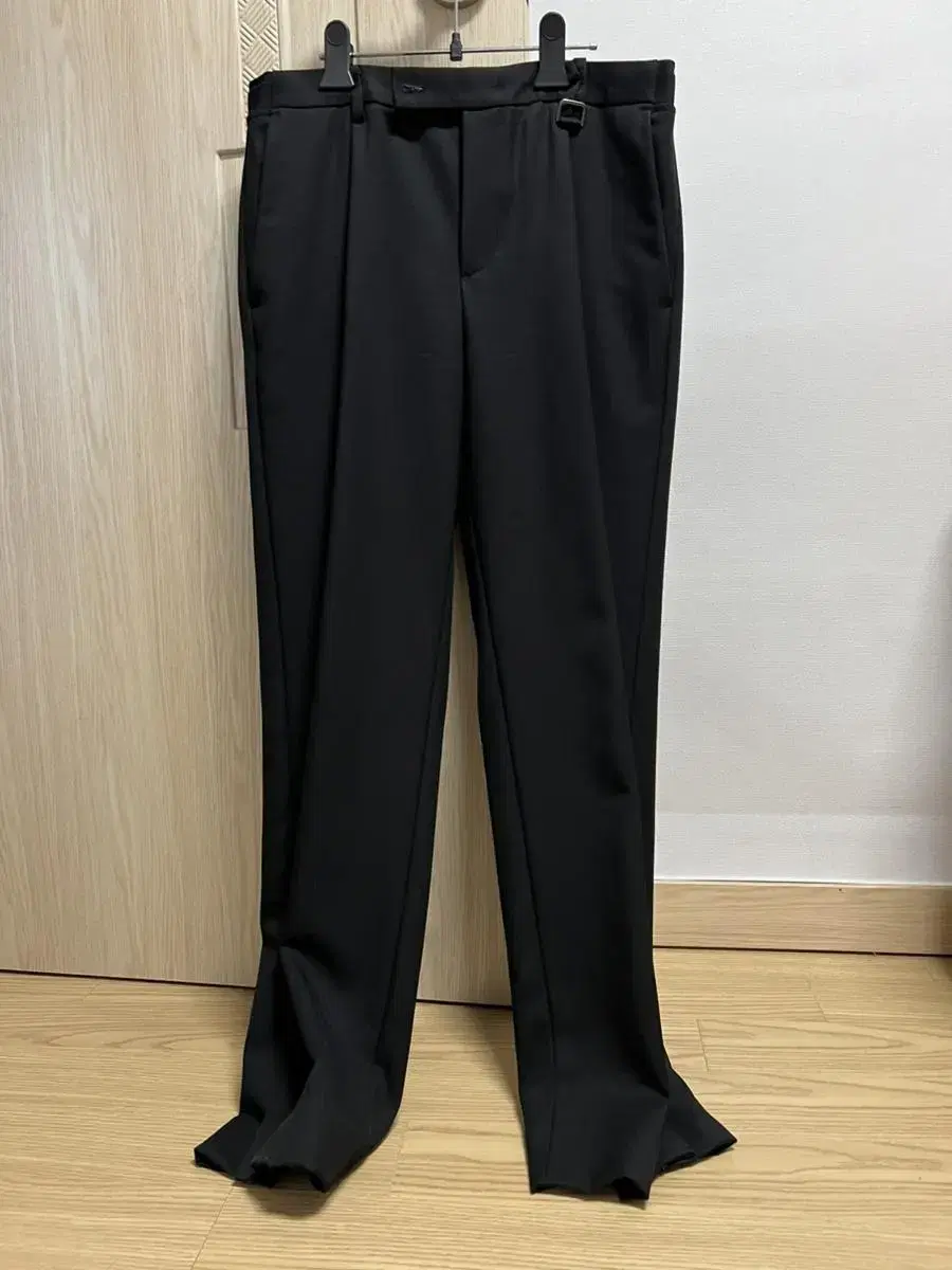 [22SS] Jil Stuart Black Wide-leg Slacks 78(30)