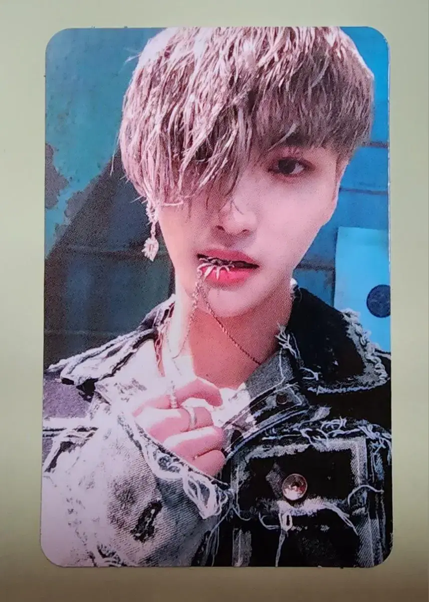 ateez seonghwa makestar unreleased photocard (let's face it)