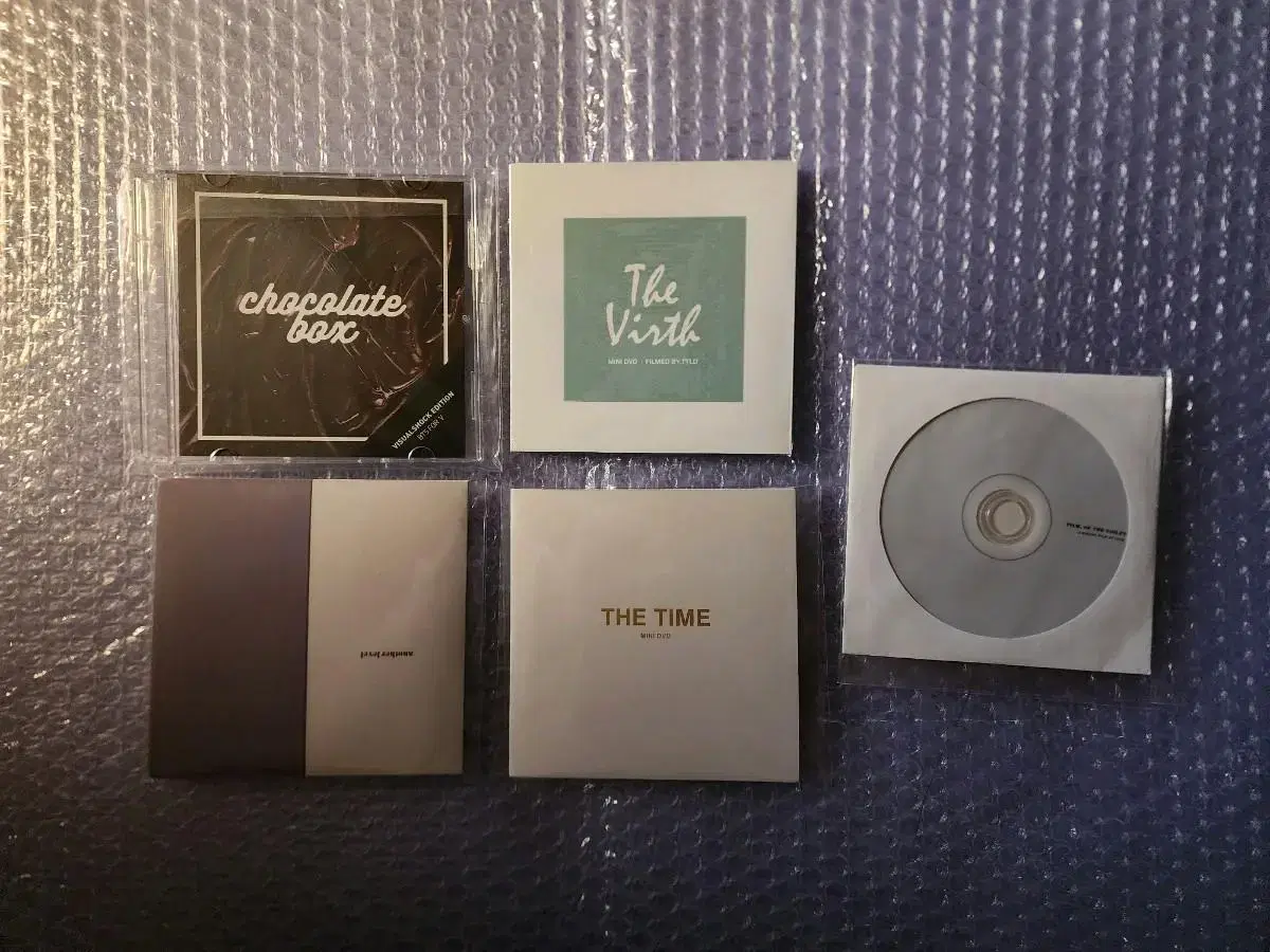 BTS Taehyung V-Homma unofficial goods 5 direct cam cd's in bulk (unused)