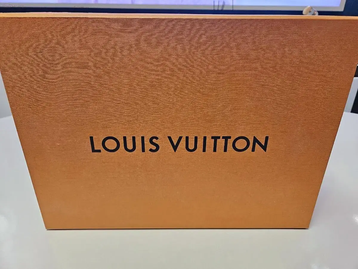 LOUIS VUITTON 바뱅 PM(현대백화점 무역센터점)