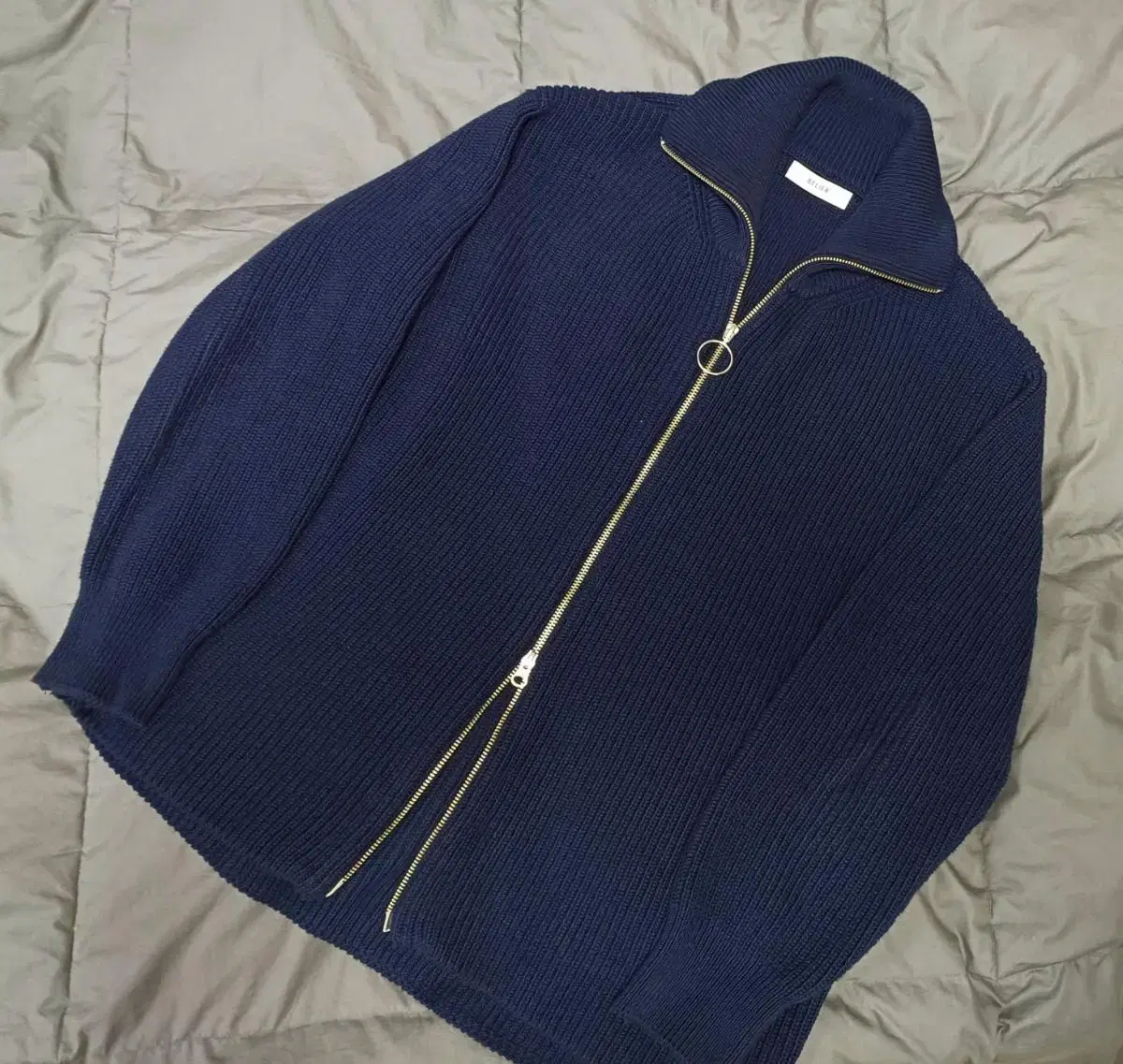 [M] Belie Max Zip-up cardigan navy