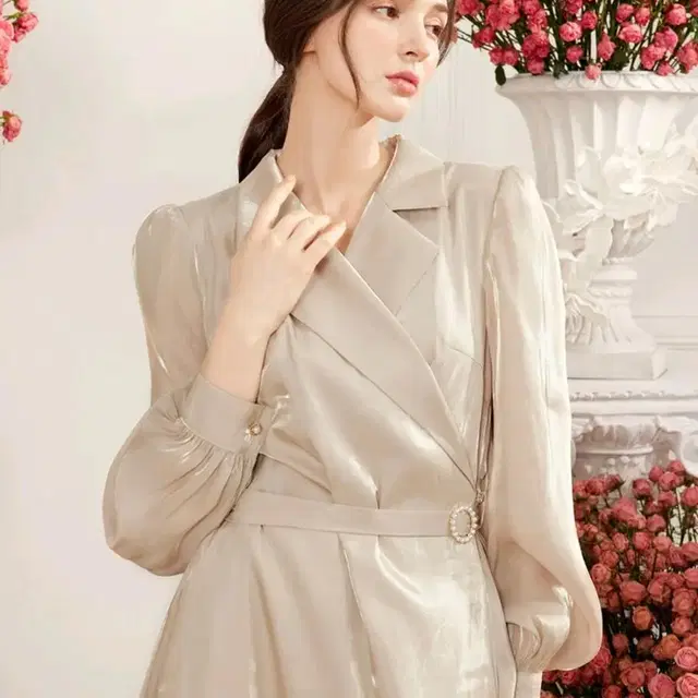 그레이스유 Daisy Satin Long One-piece (Beige)