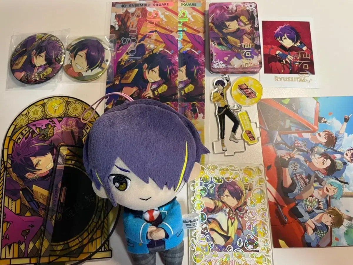 Anstar Shinobu merchandise sets (Animal Nui, acrylic, etc.)