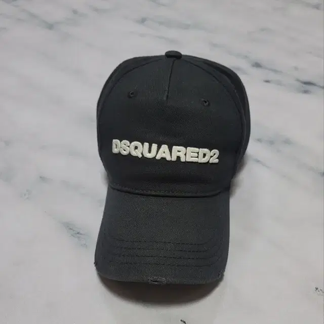 디스퀘어드 DSQUARED2 모자 볼캡 블랙