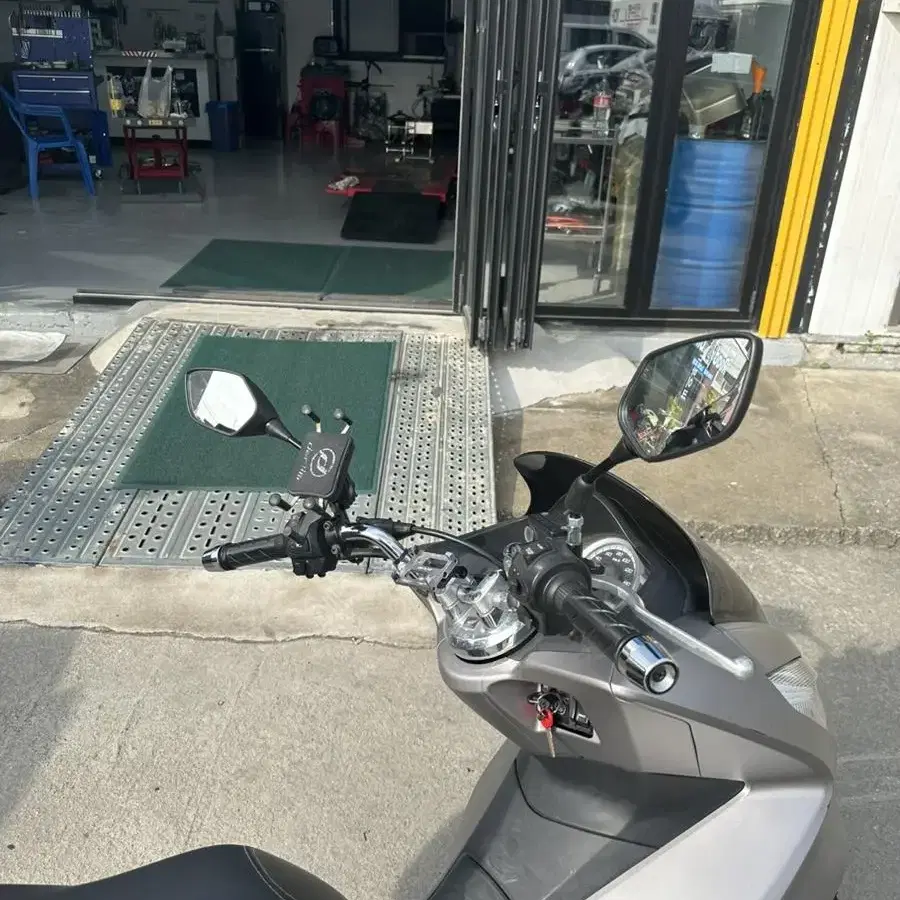 Pcx 16년식 125cc 스쿠터 23,xxxkm