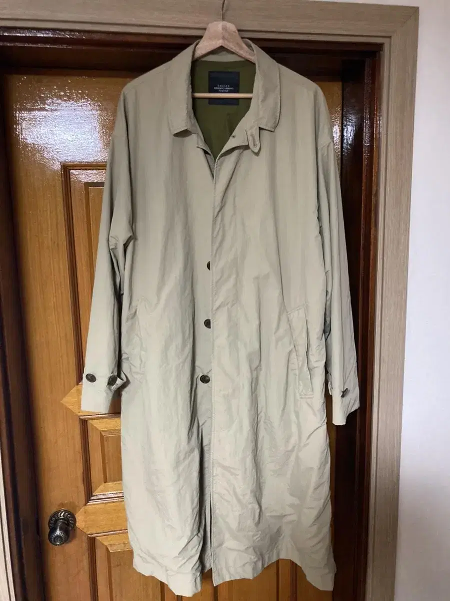 Unused Nylon Beige Coat