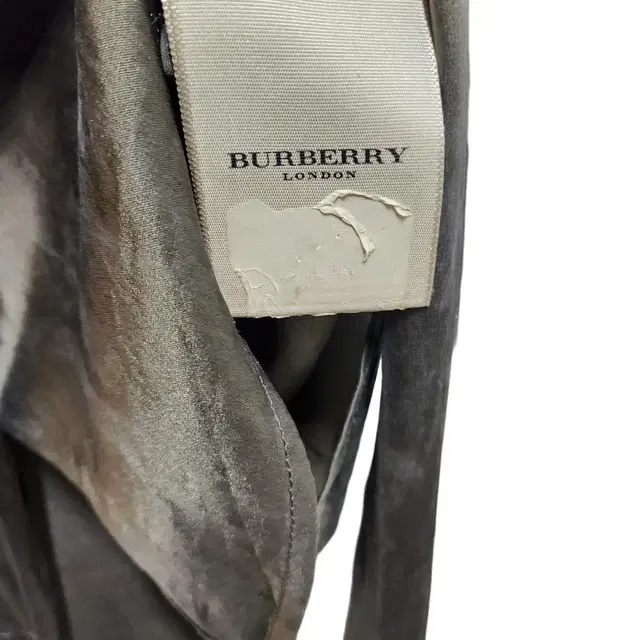 [M] BURBERRY 버버리 실크 블라우스