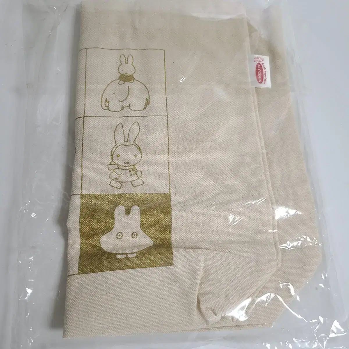 miffy 토끼 캐릭터 굿즈 상품 미피 60주년 한정 가방 도트백 에코백