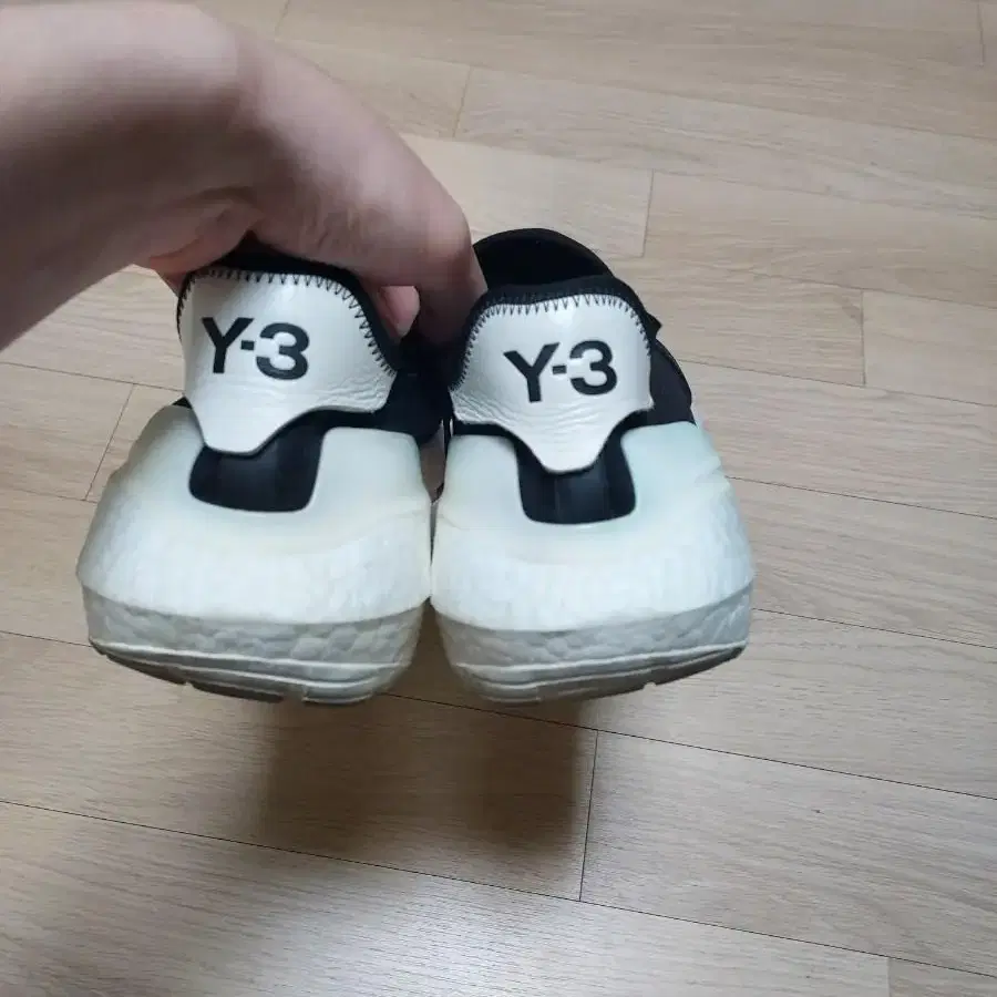 Y-3 울트라부스트 검흰 285(280)