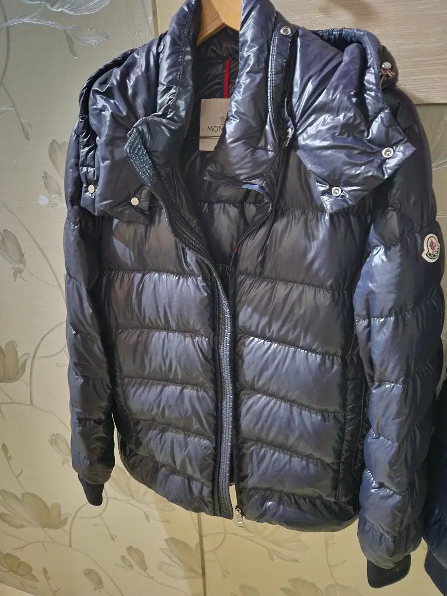 [Genuine] Moncler Couvellier Padded size 5