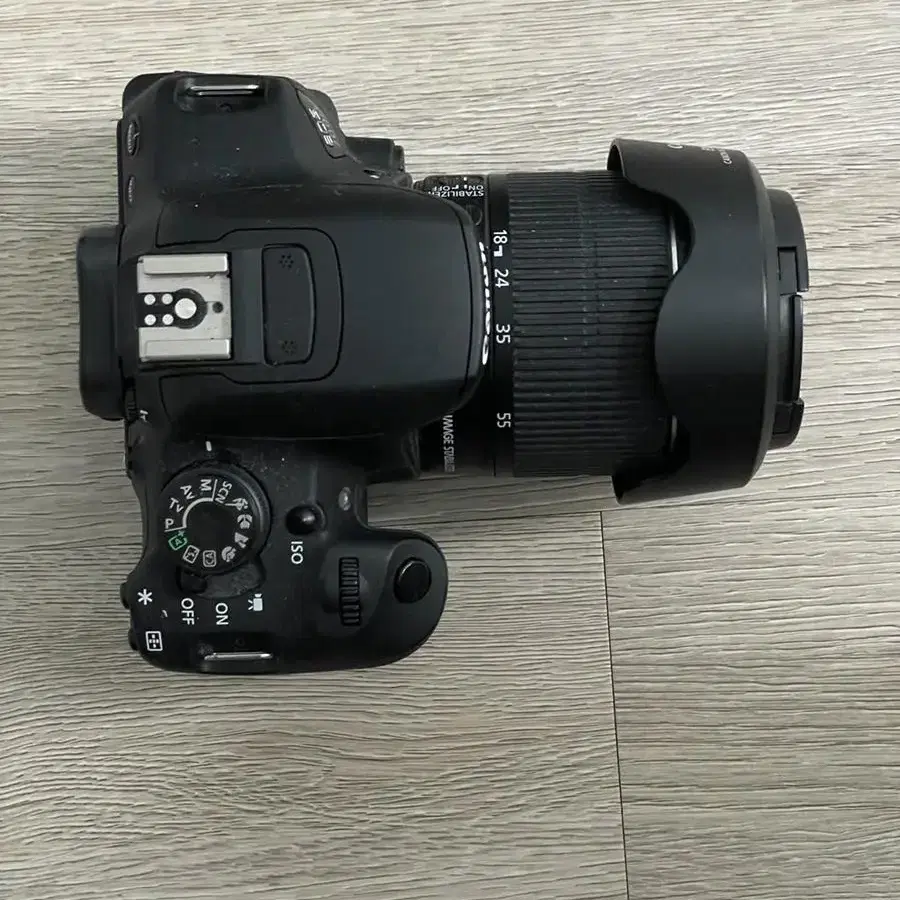 캐논 eos 700D