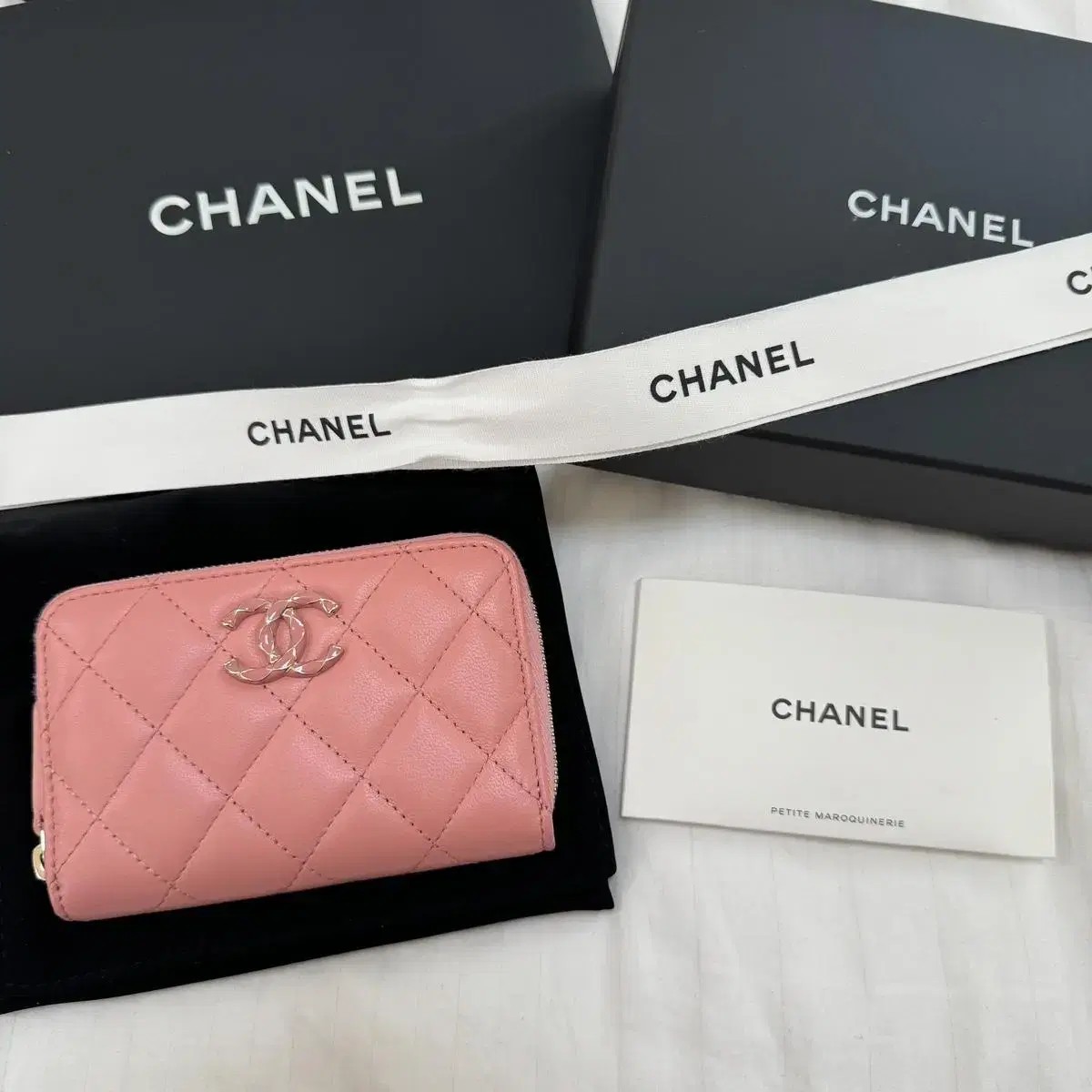 Chanel Seasonal Zipper Dolly Kard Wallet Pink New