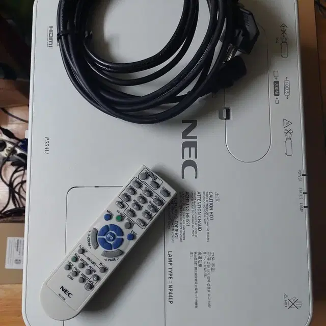 NEC 5300안시.풀HD급 P554U빔프로젝터