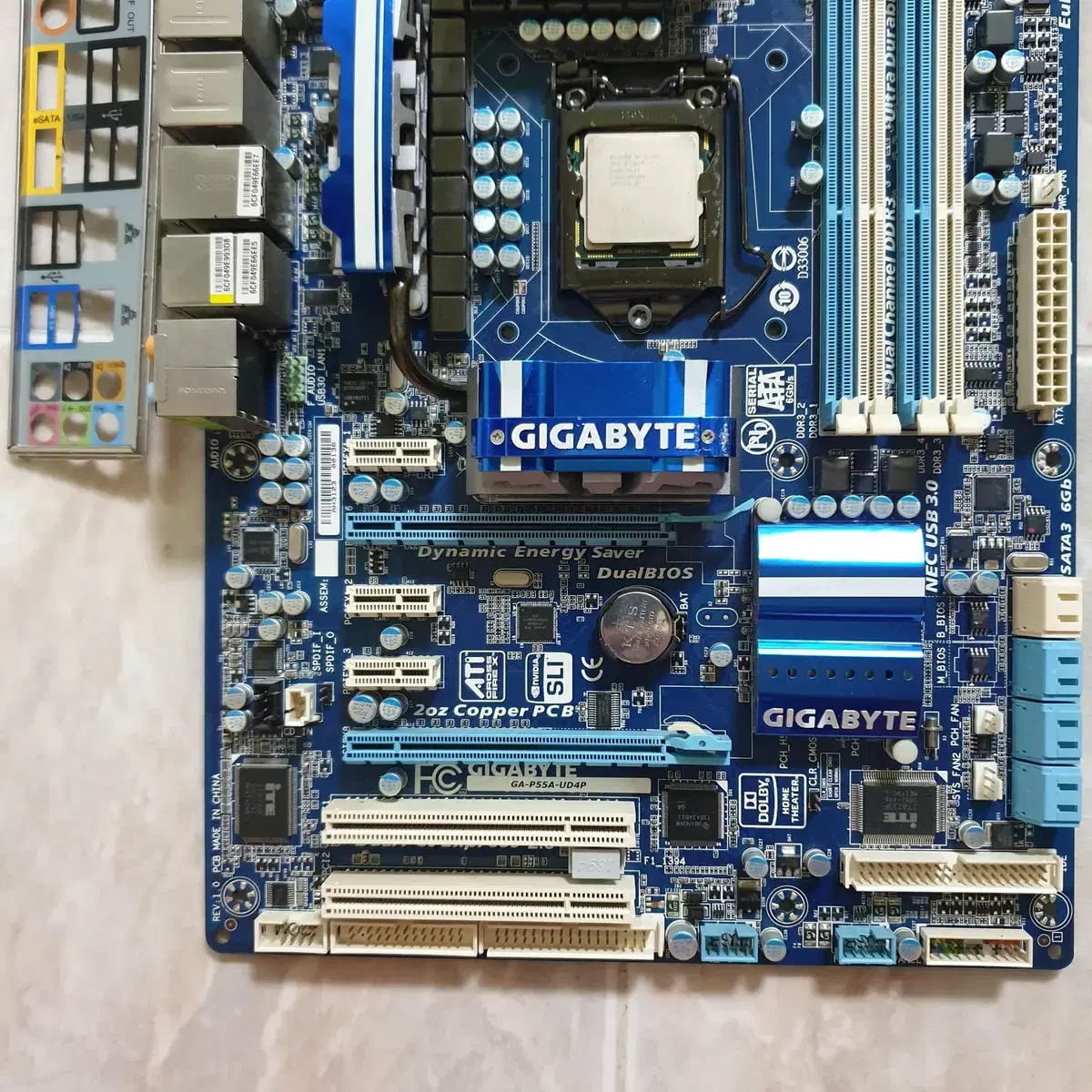 i5 760 기가바이트 P55A-UD4P 램16g 3.7만원