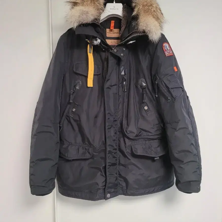 국내 110 파라점퍼스 PARAJUMPERS  2XL