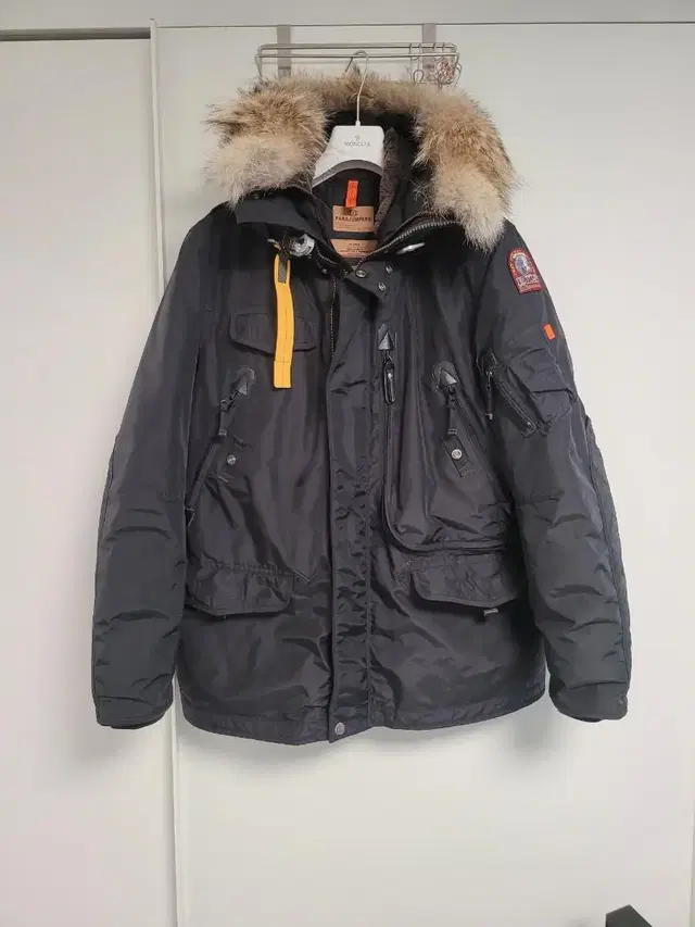 국내 110 파라점퍼스 PARAJUMPERS  2XL