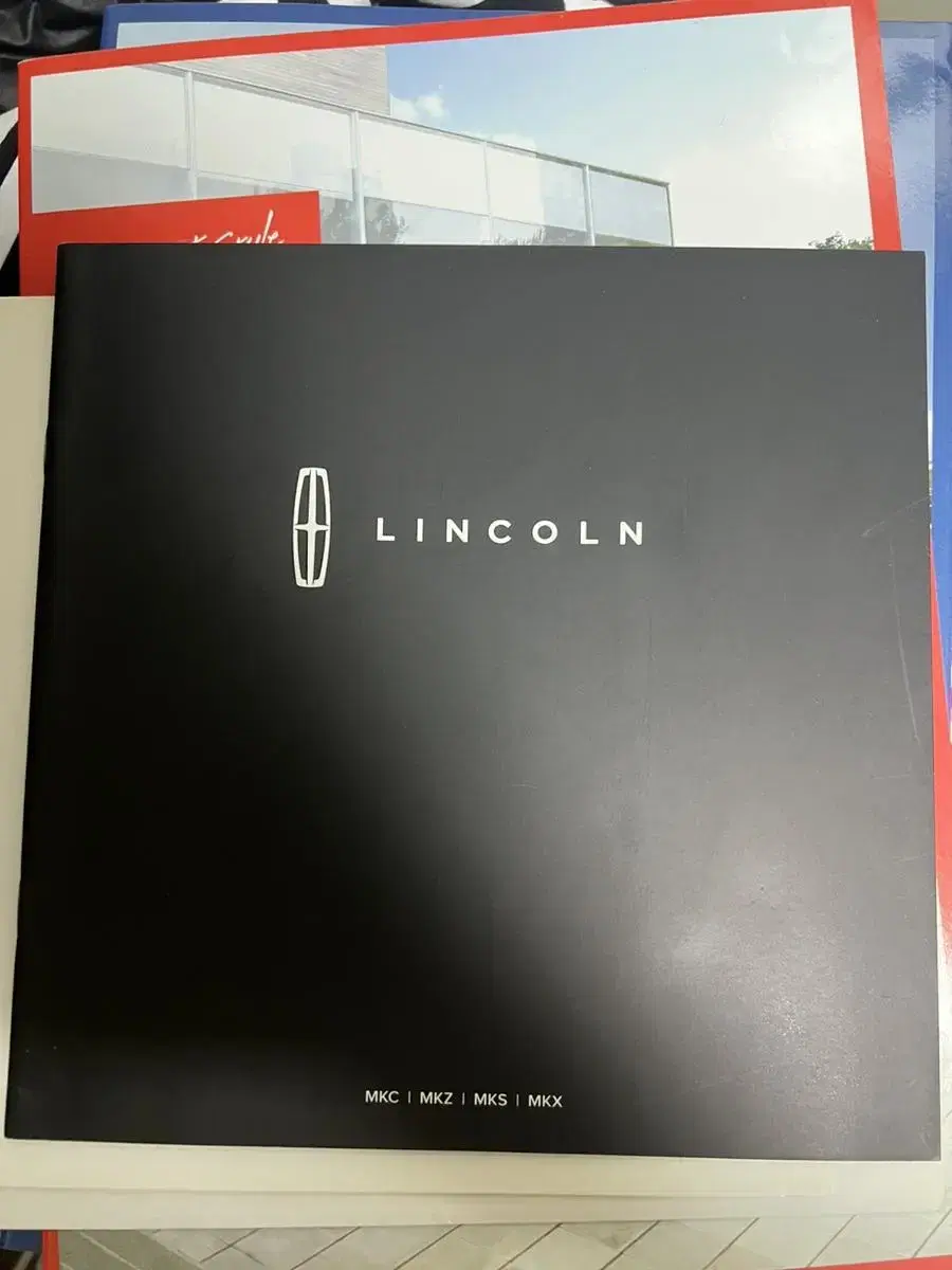 Lincoln Complete Car Catalog