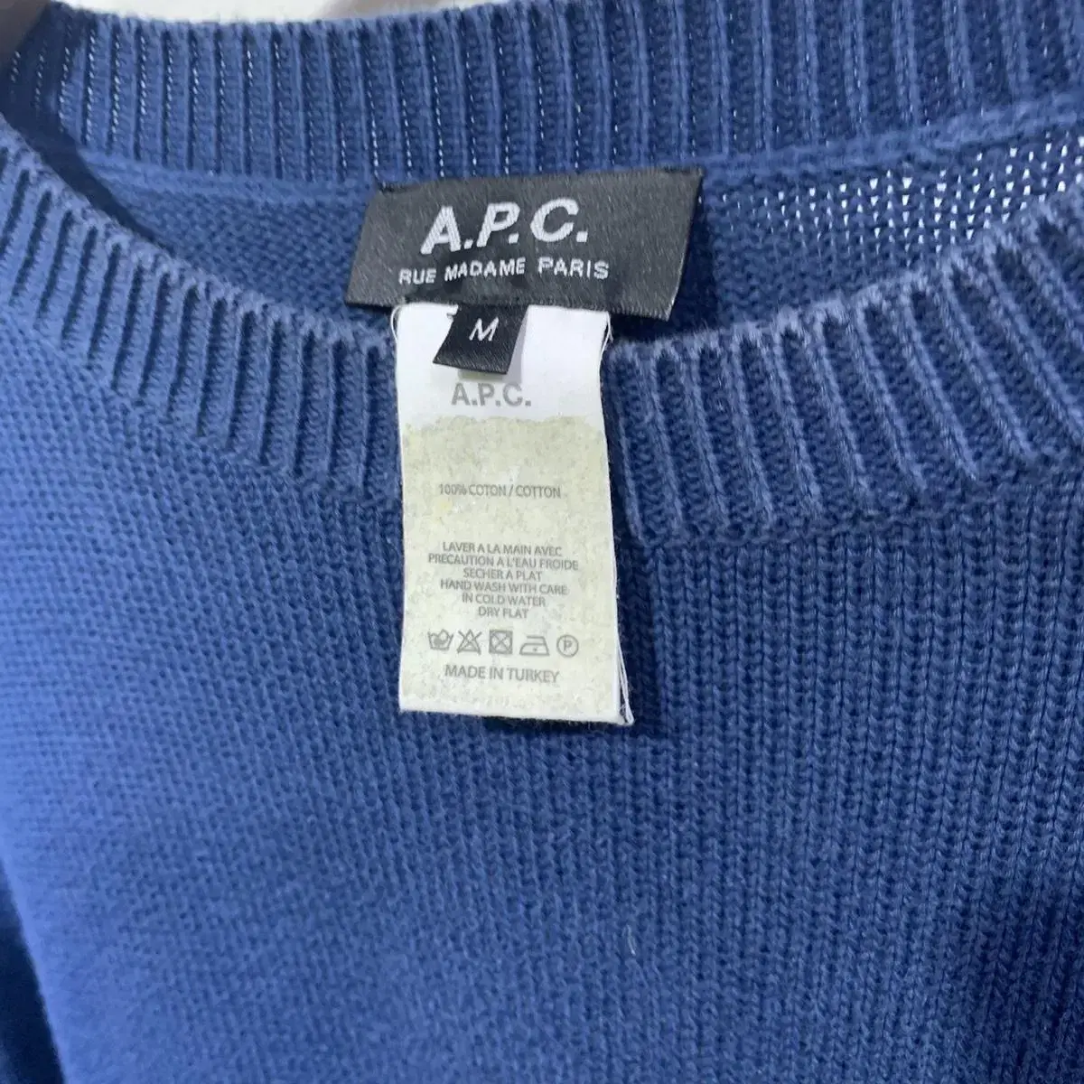 정품)A.P.C 아페쎄 니트 판매합니다