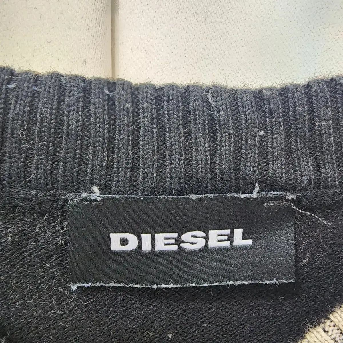 디젤(Diesel) 니트