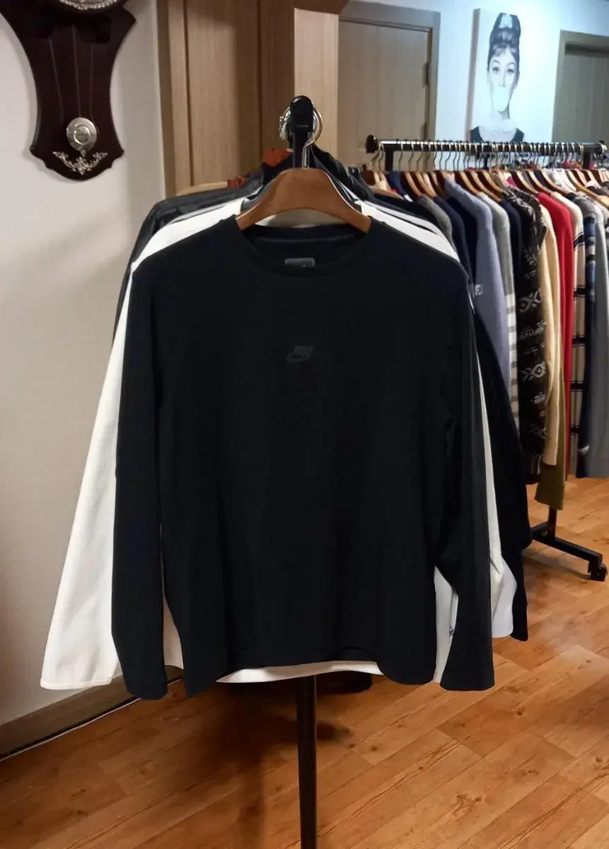 Men's Nike Winter Long Sleeve Tee (95)