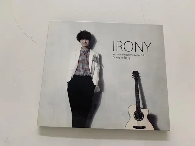 중고 기타리스트 정성하 SUNGHA JUNG IRONY CD