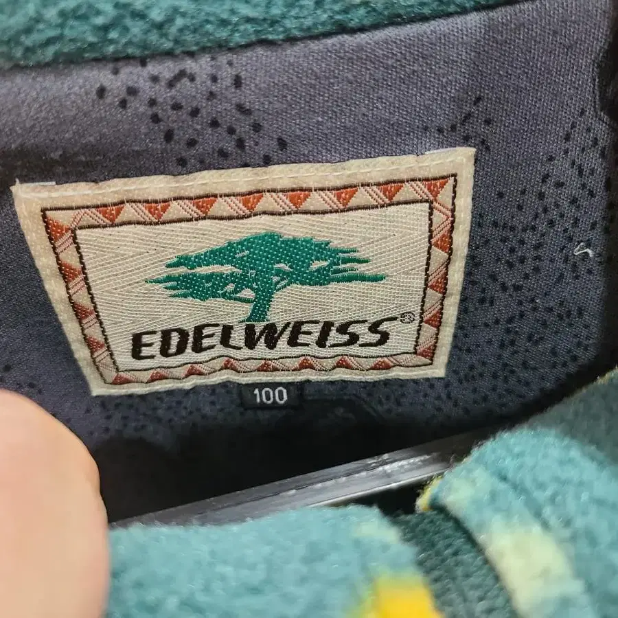 EDELWEISS 빈티지후리스