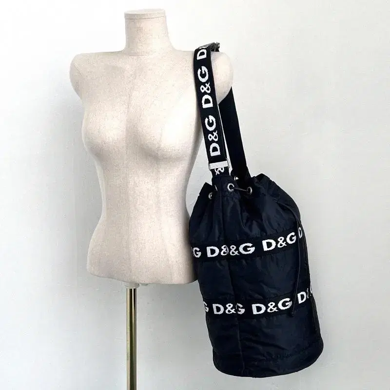 세일 [정품] 돌체앤가바나 D&G 복싱 버킷백