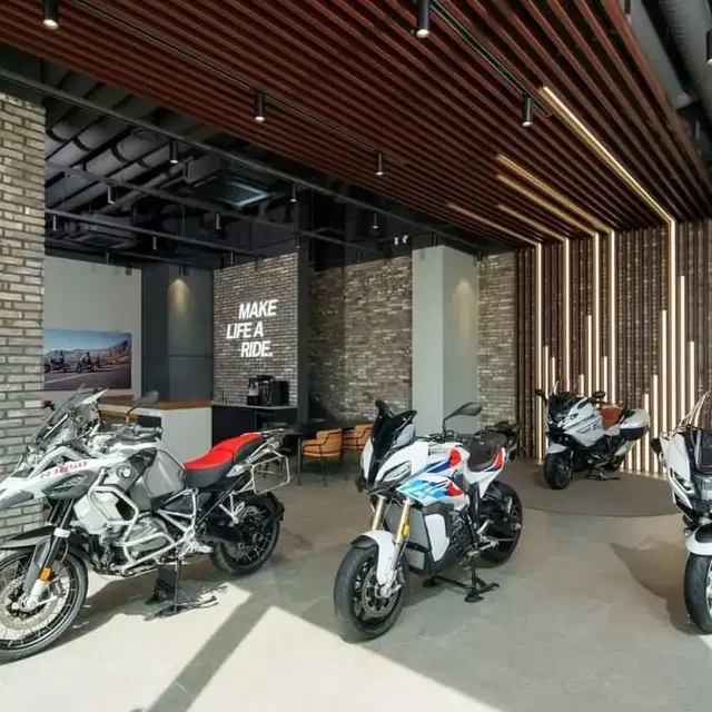 bmw F900R 부산 23년식 신차 비엠더블유 프로모션 파격 할인 판매