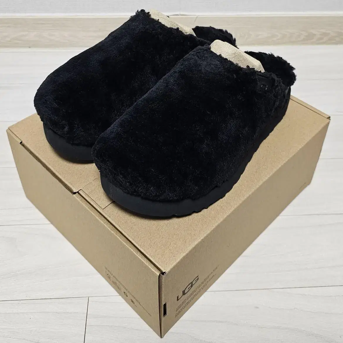 [UGG][여성용] Fuzz Sugar Slide us8