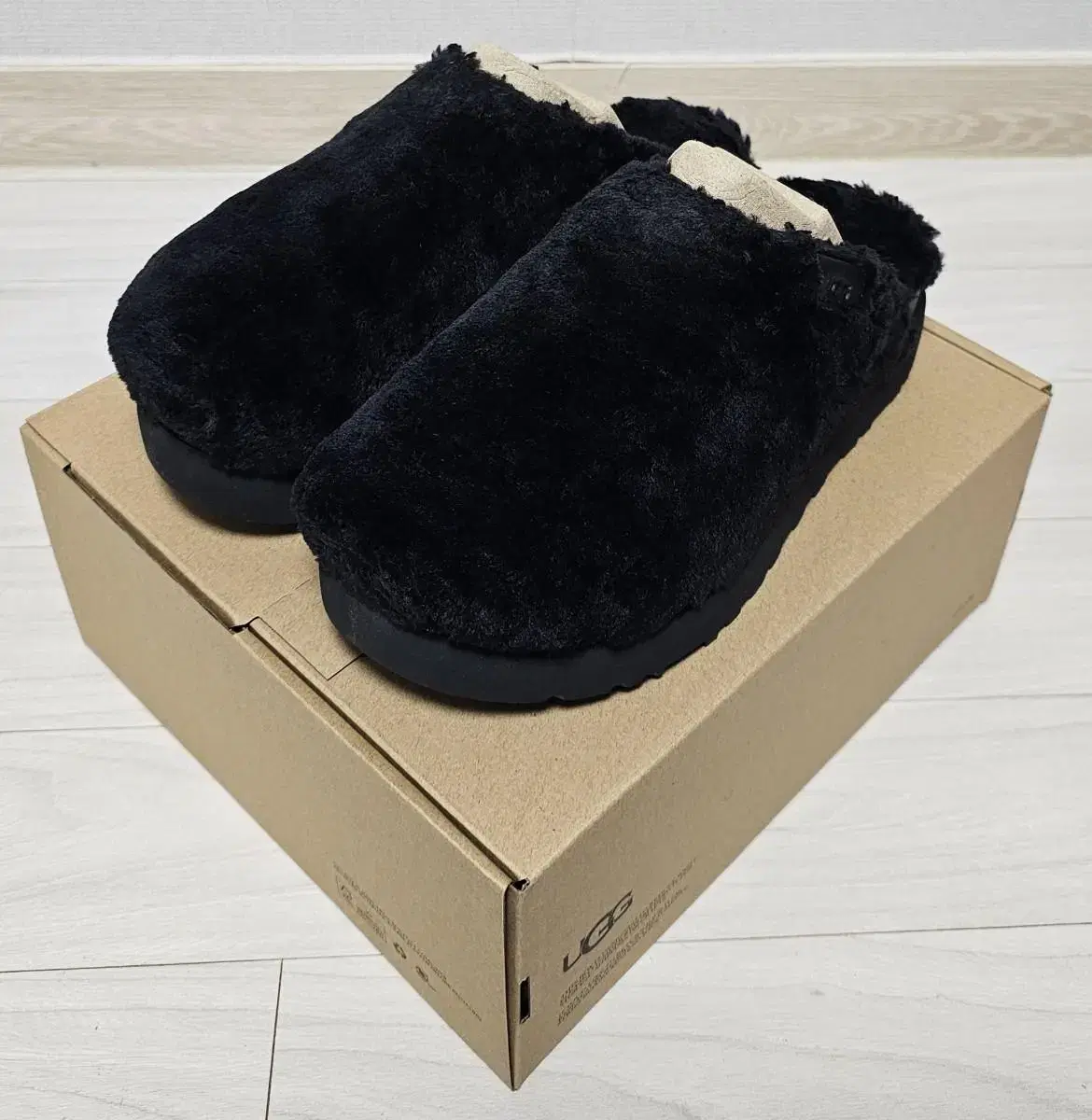 [UGG][여성용] Fuzz Sugar Slide us8