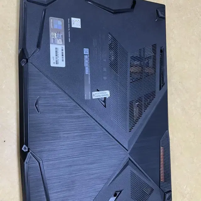 MSI GF63 노트북