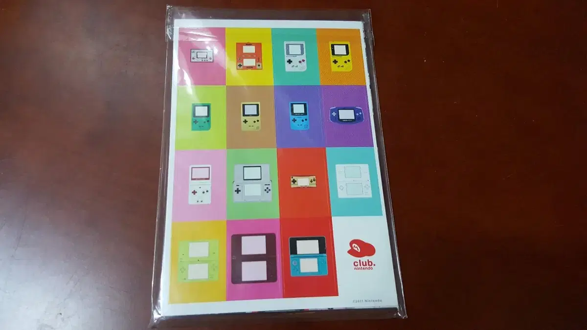 Club Nintendo pre-order benefit Handheld Game Machine Postcard