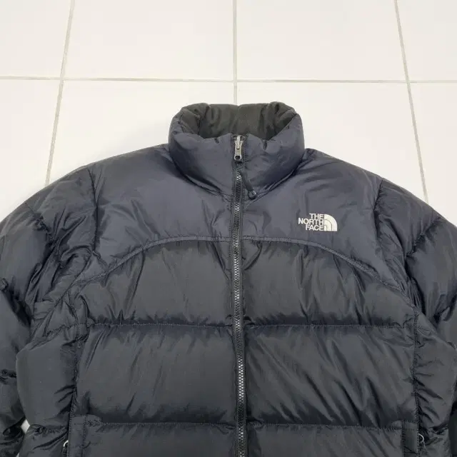 노스페이스 눕시 700 켄달제너 패딩 블랙 - L   north face