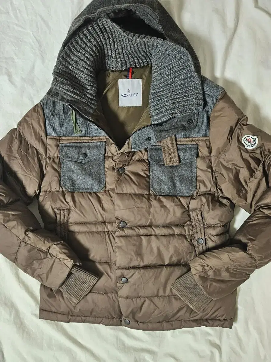 Moncler Hooded padded jumper (men's) size 90-95