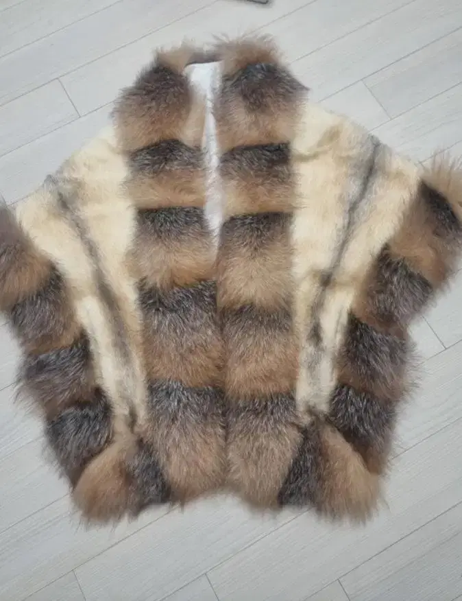 1.5 million won Mink shawl Real mink