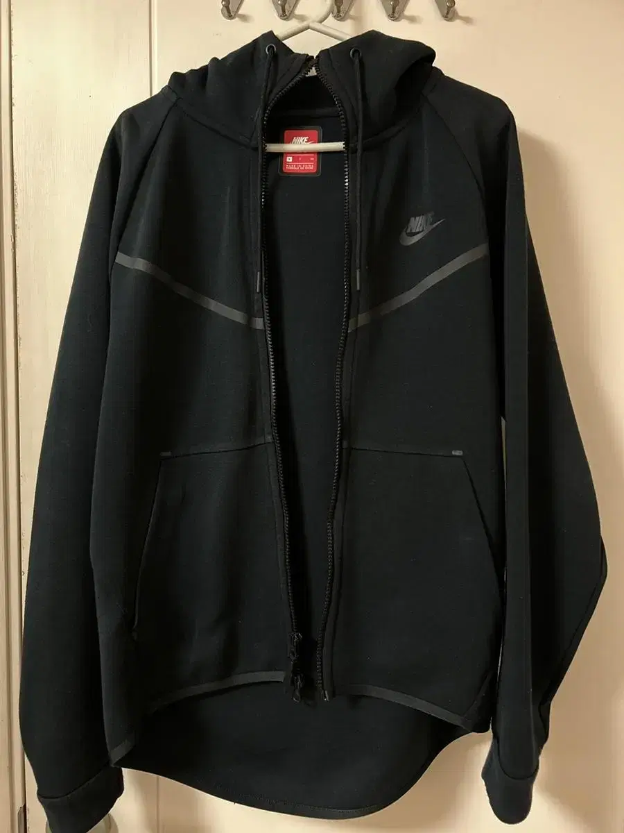 Nike Techbag , Tackbag Hoodie Zip Up Size S Black