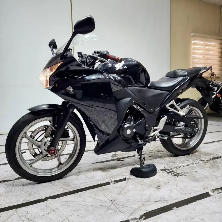 ( 혼다 ) CBR 250 R 11년식 아크라포빅 부산울산대구창원서울경기