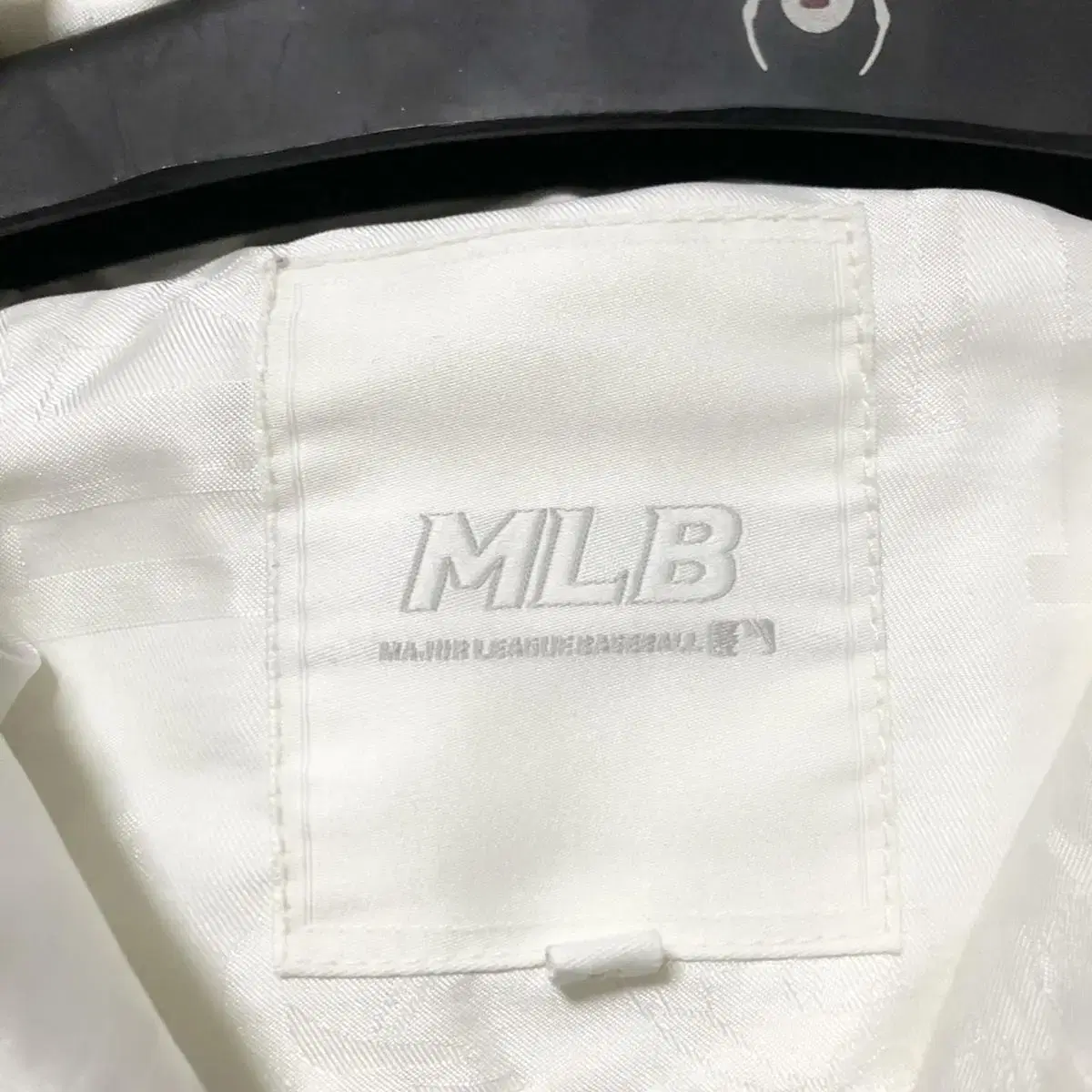 MLB 패딩 자켓 남여공용 프리미엄