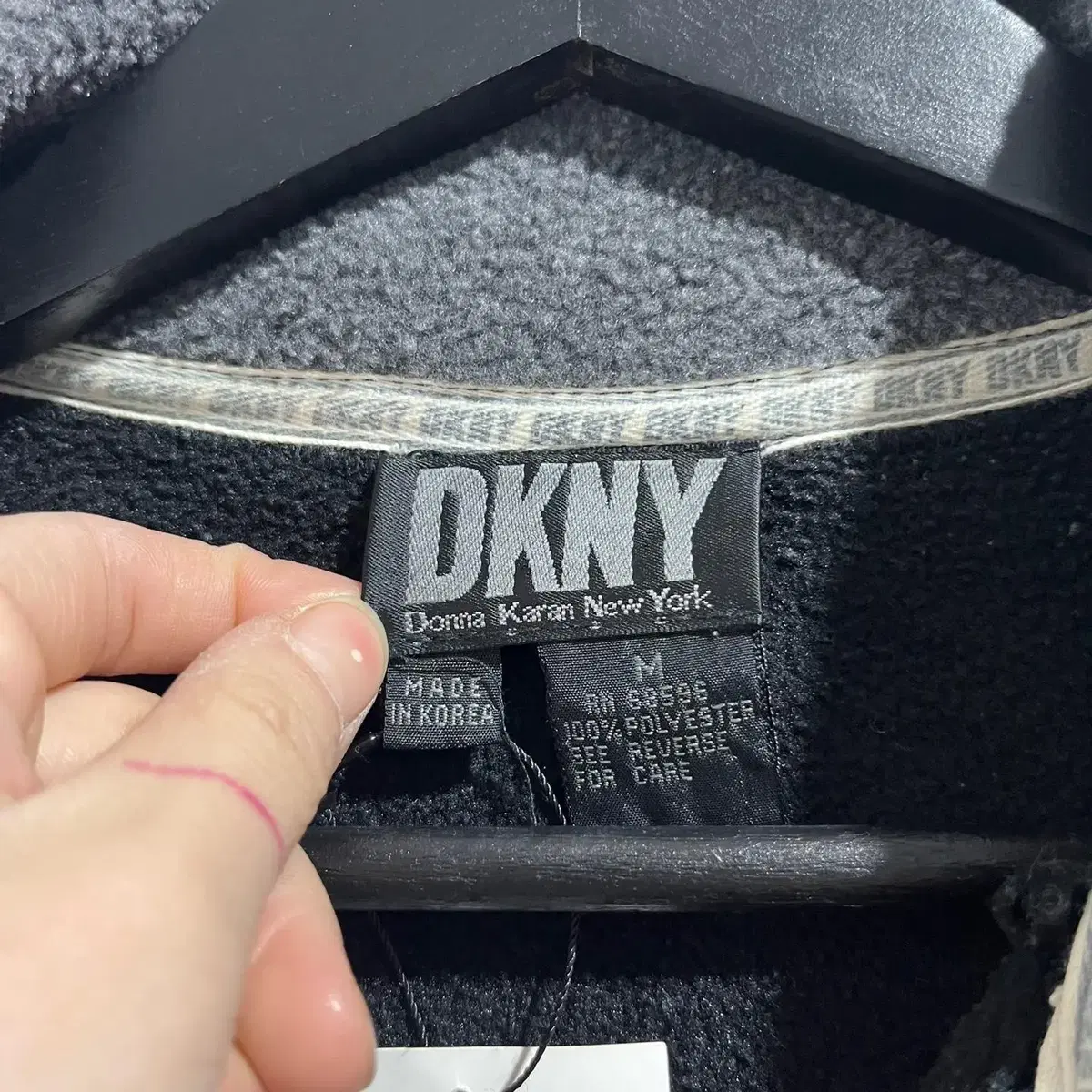 DKNY 후리스 반집업