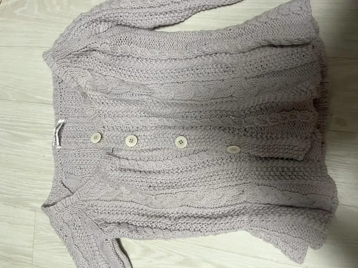 Gray-colored, light purple knit