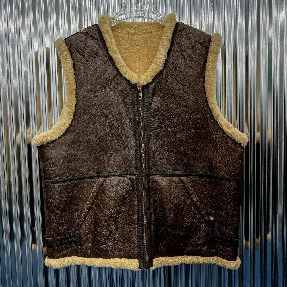 100% Sheepskin Fleece B-3 Mustang Vest (Domestic L) R511