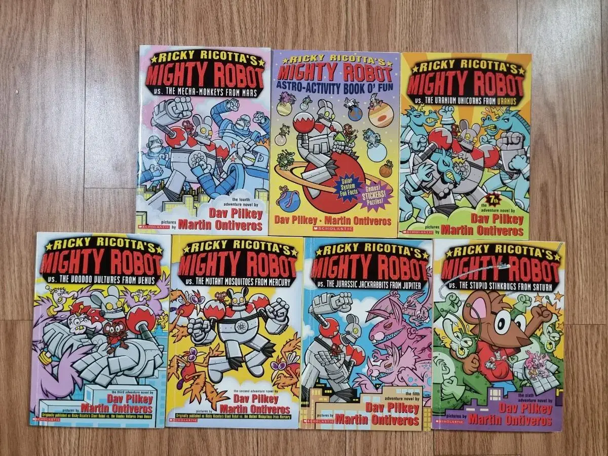 Genuine Mighty Robots Volume 7