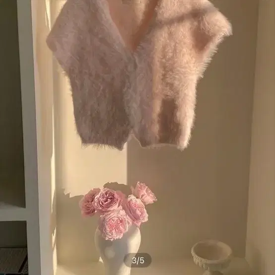 [거의새상품] 유솝 로즈 퍼 니트 rose fur knit 연말룩